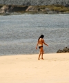 92936_Celebutopia-Penelope_Cruz_and_Javier_Jardem_are_on_holidays_and_toghether_in_brazils_beaches-08_122_401lo.jpg