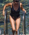 Penelope-Cruz---In-a-swimsuit-in-Argentario-05.jpg