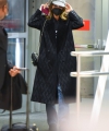 Penelope-Cruz---Seen-arriving-at-JFK-Airport-in-New-York-19.jpg
