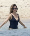 penelope-cruz-showed-off-her-sexy-figure-wearing-her-black-swimsuit-during-the-italian-break-in-sardinia-8.jpg